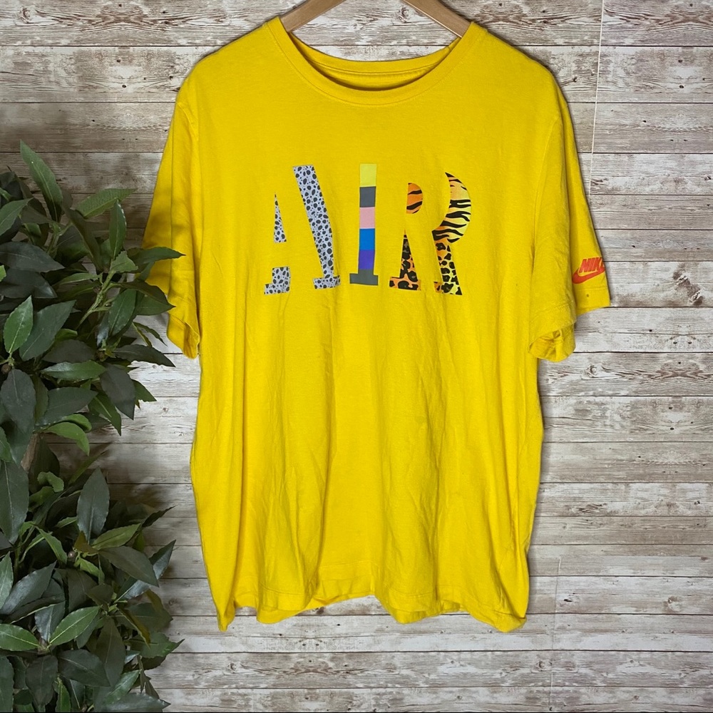 Nike Air Graphic Tee Shirt
